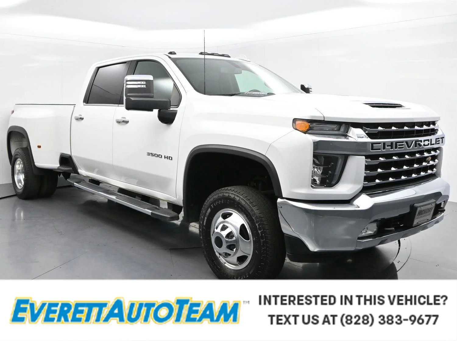 Used 2022 Summit White Chevrolet LTZ image 1
