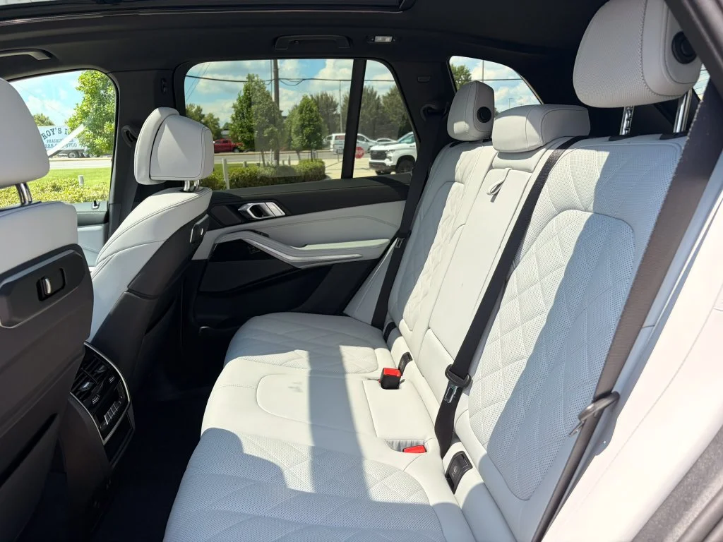 Used 2026 Gray BMW sDrive40i image 14