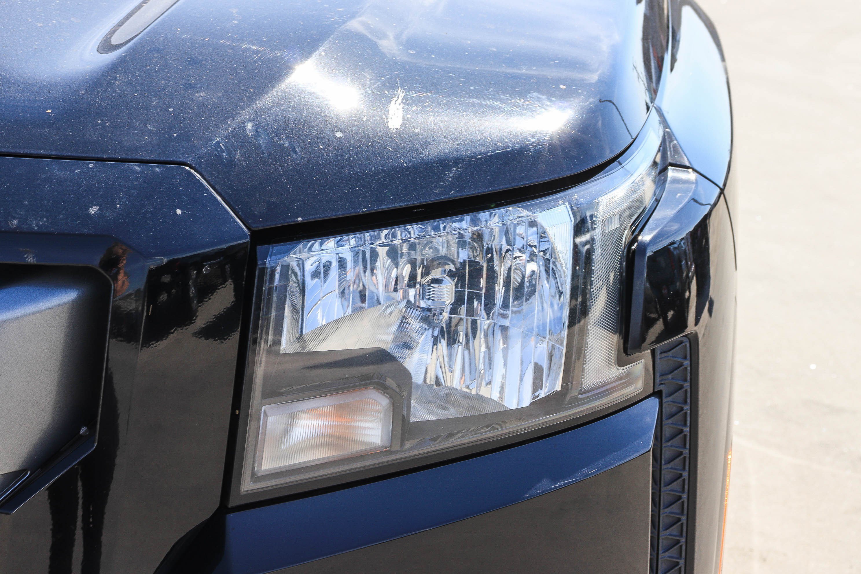 Used 2022 Super Black Nissan SV image 8