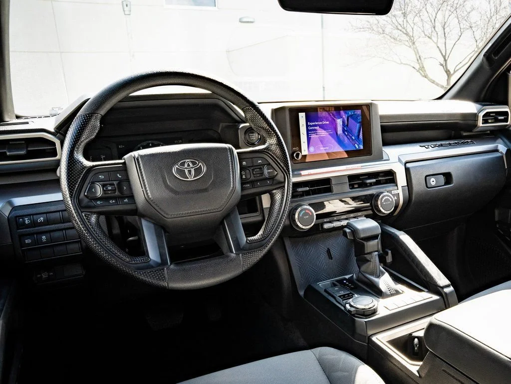 Used 2025 Underground Toyota SR5 image 4
