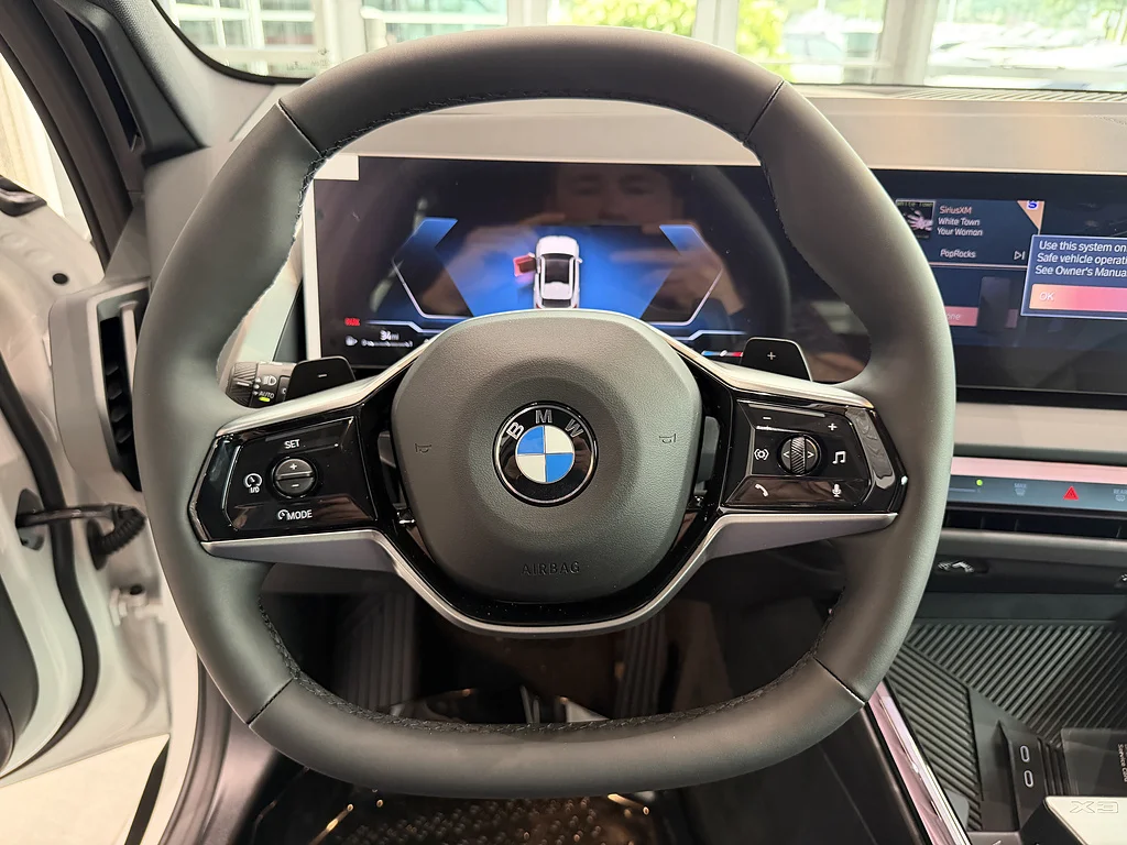 New 2026 Alpine White BMW 30 xDrive image 9