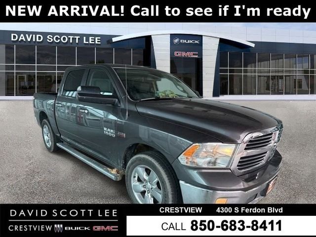 2015 RAM 1500's photo