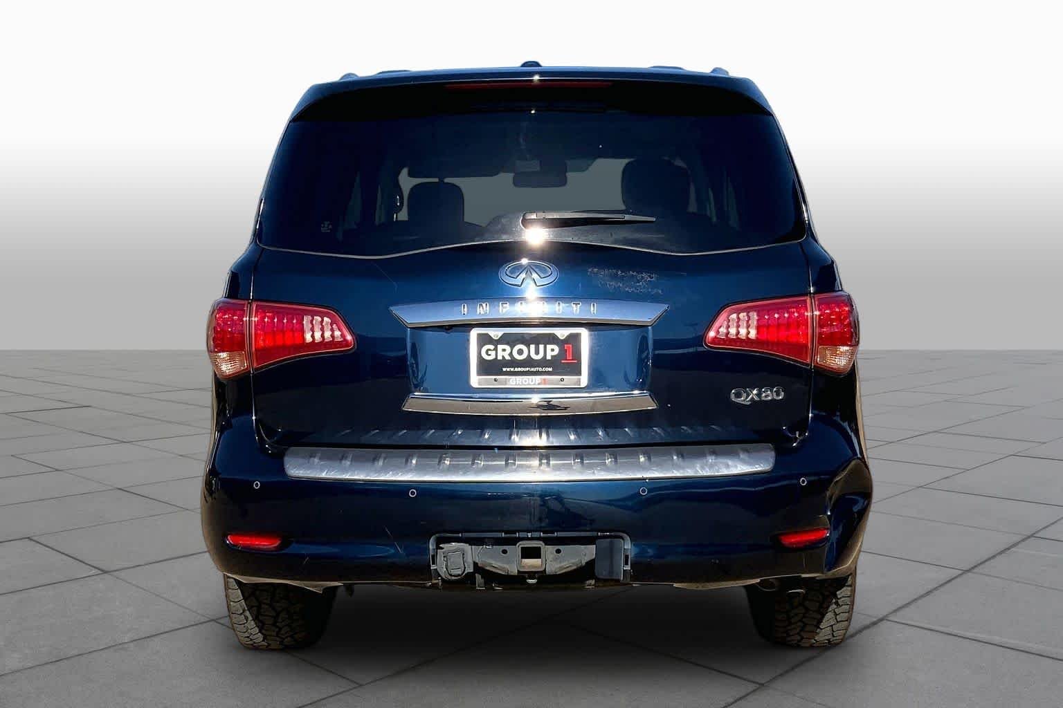 Pre-Owned 2017 INFINITI QX80