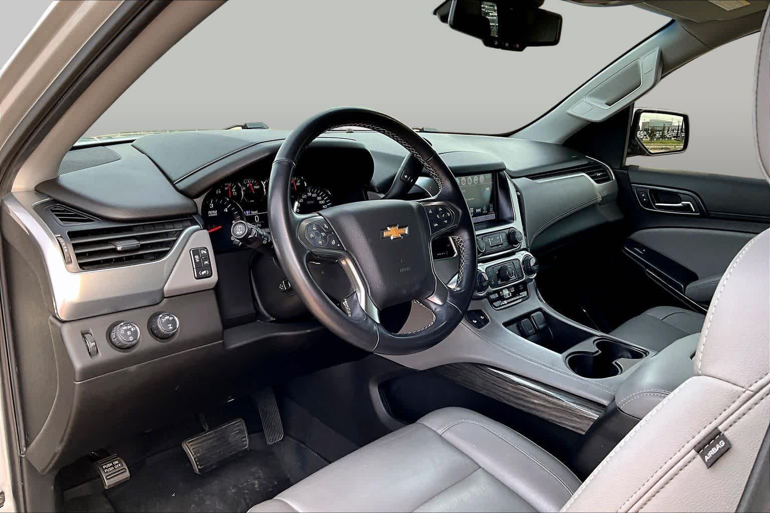 Used 2019 Silver Ice Metallic Chevrolet LT image 17
