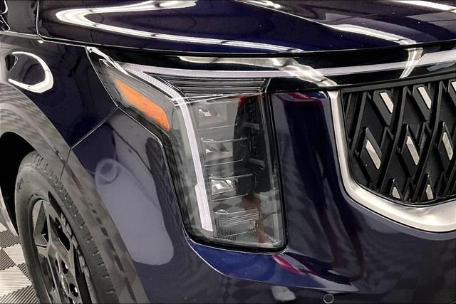 2025 Kia Carnival LXS - Photo 33