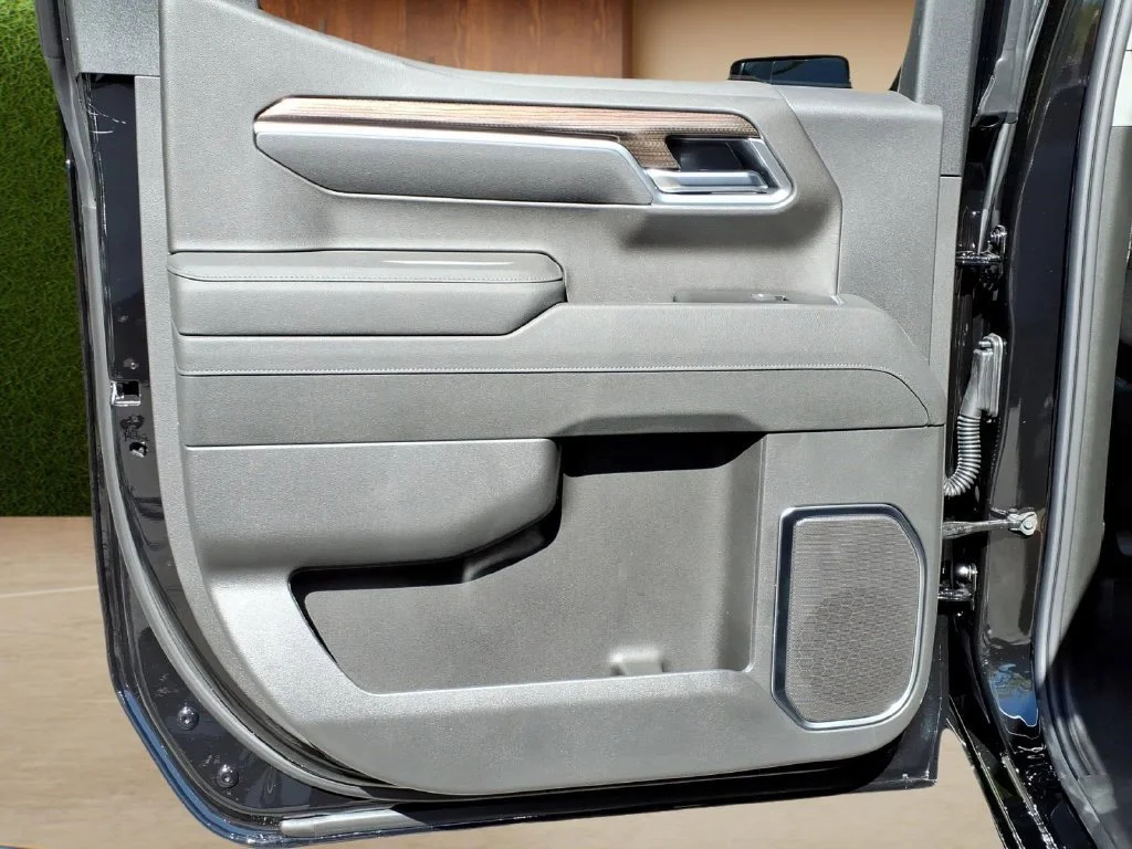 2026 Chevrolet Silverado 1500 RST - Photo 28