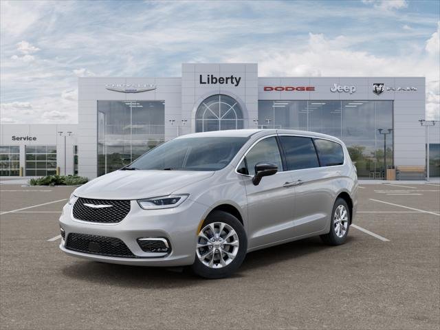 New 2026 Silver Mist Clear-Coat Exterior Paint Chrysler Select image 28