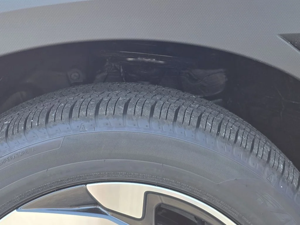 New 2026 MAGNETITE GRAY PEARL Subaru Limited Hybrid image 29