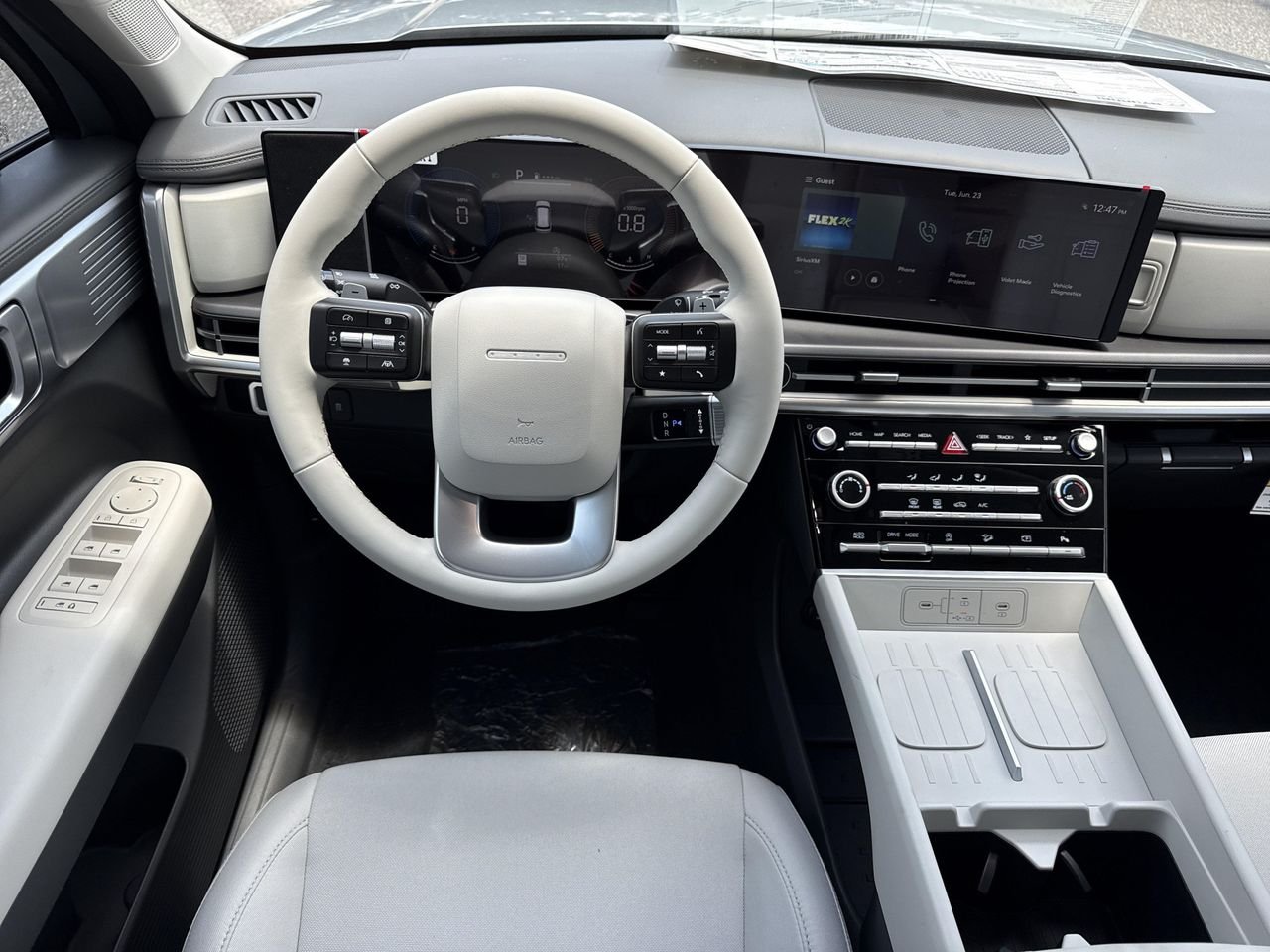 New 2026 Shimmering Silver Hyundai SE FWD image 16