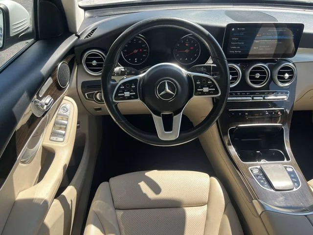 Certified Used 2022 White Mercedes-Benz GLC 300 image 16