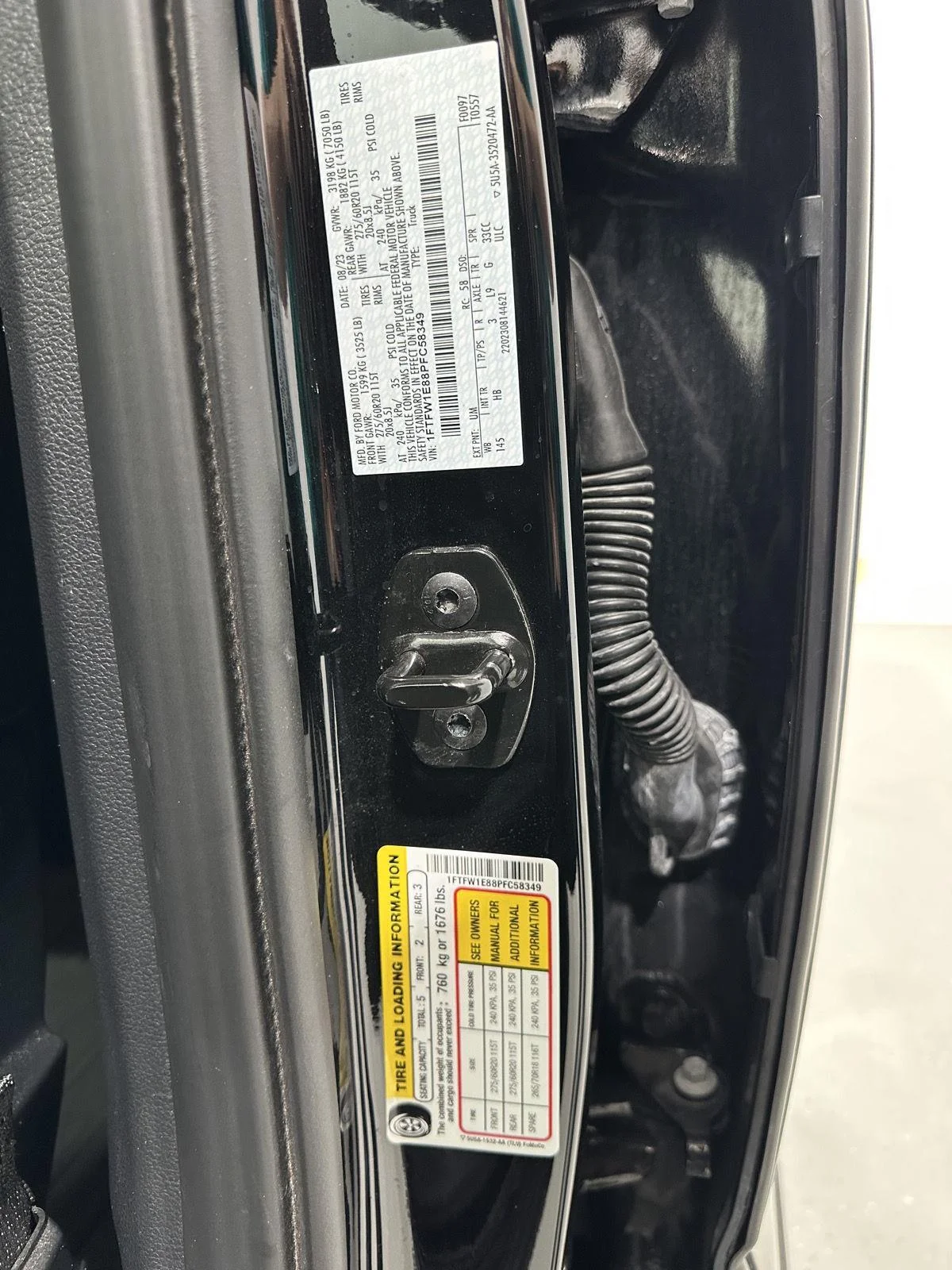 Used 2023 Agate Black Metallic Ford XL image 32