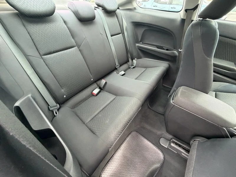 Used 2014 Gray Honda LX image 19