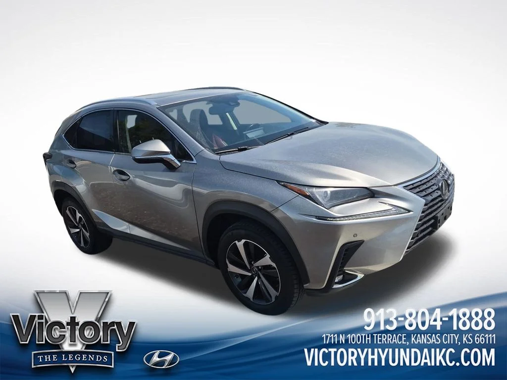 Used 2022 Gray Lexus 350L image 7