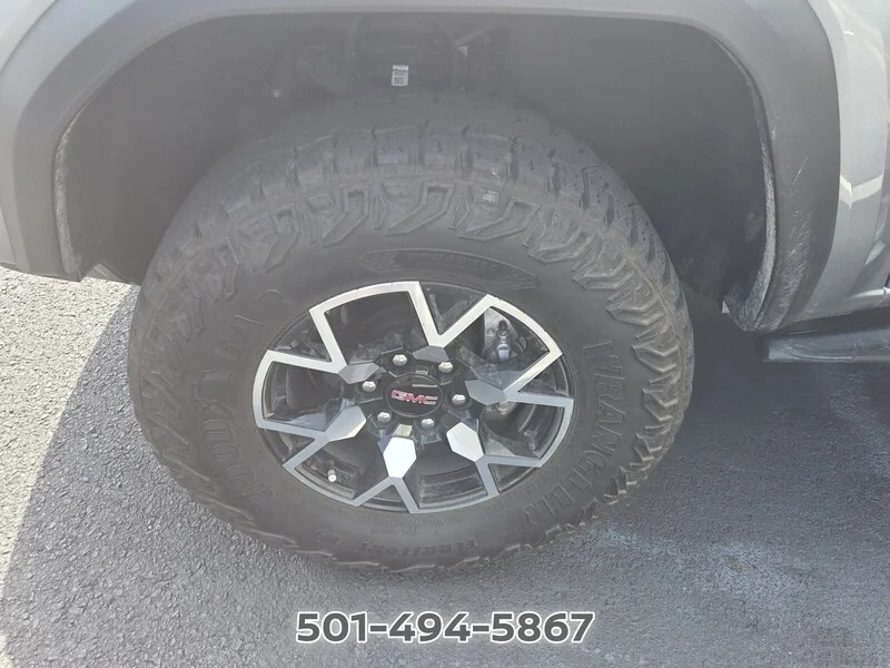 Used 2025 Sterling Metallic GMC AT4 image 8
