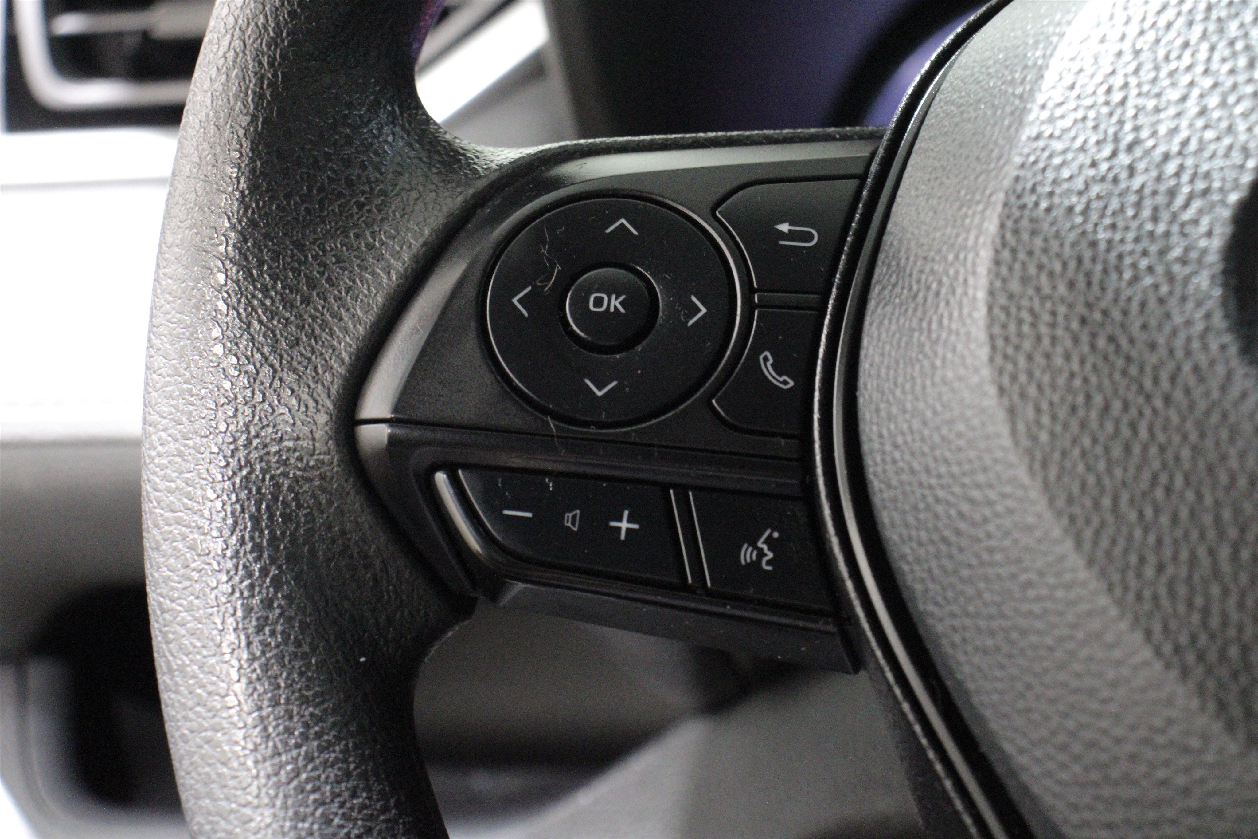 Used 2024 Magnetic Gray Metallic Toyota Hybrid LE image 9