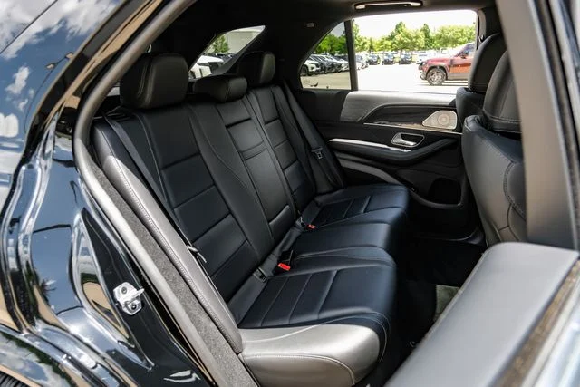 Used 2022 Black Mercedes-Benz GLE 350 image 46