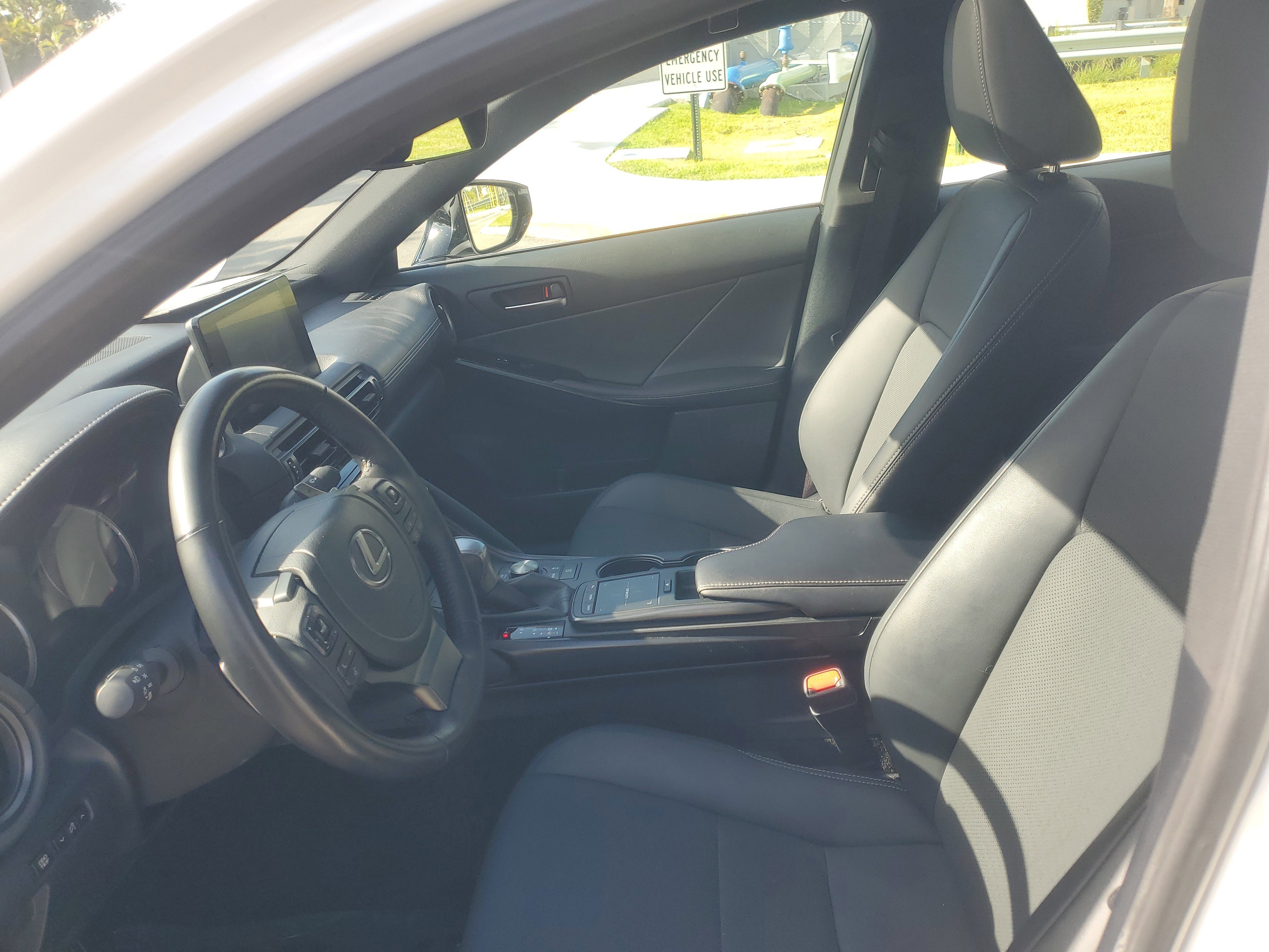 Used 2023 White Pearl Lexus IS 300 image 14