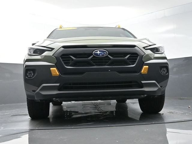Used 2024 Green Subaru Wilderness image 37
