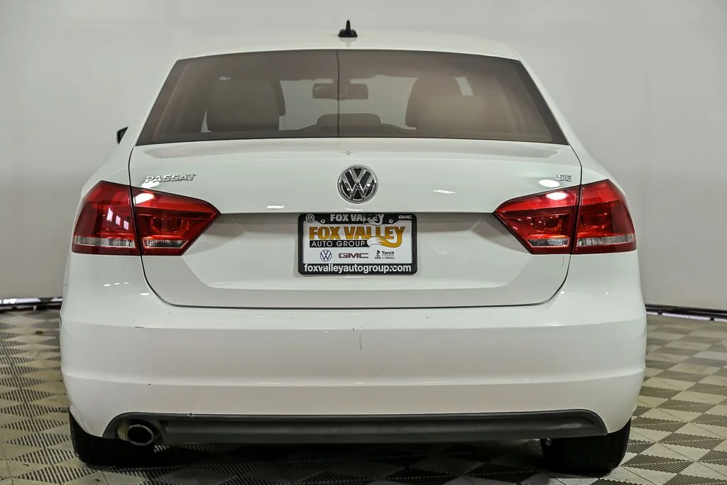 Used 2014 White Volkswagen 2.5 SE image 7