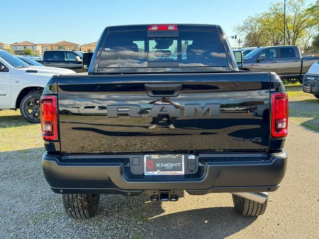 New 2026 Diamond Black Crystal Pearl-Coat Exterior Paint RAM Tradesman image 12