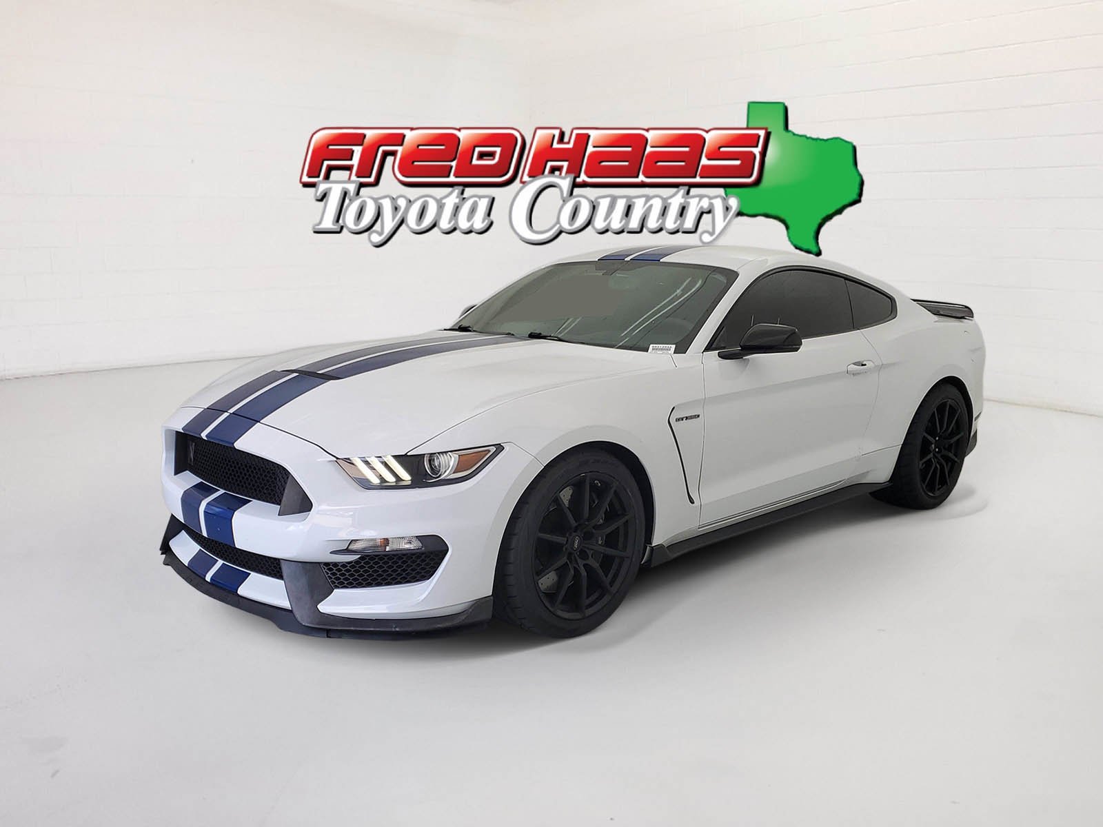 2017 Ford Mustang Shelby GT350's photo