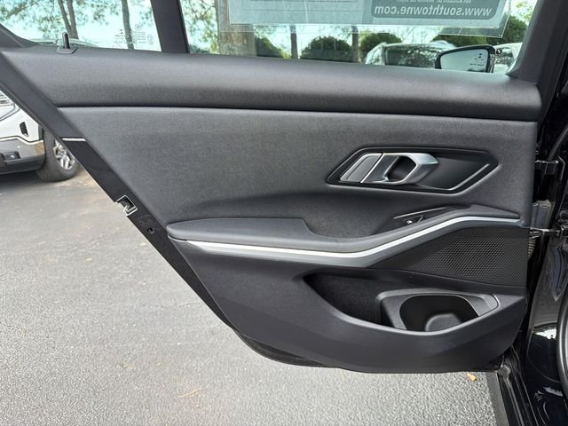 Used 2020 Black BMW 330i image 21