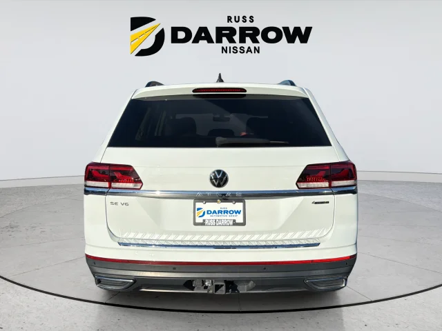 Used 2023 White Volkswagen 3.6L V6 SE w/Technology image 4