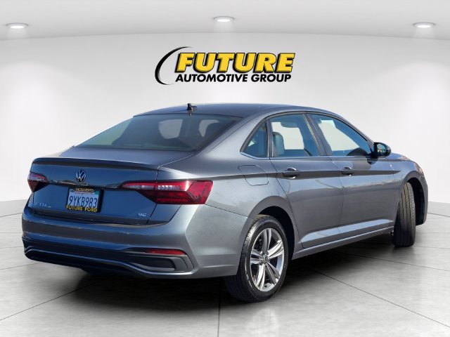 Used 2024 Gray Volkswagen 1.5T SE image 4