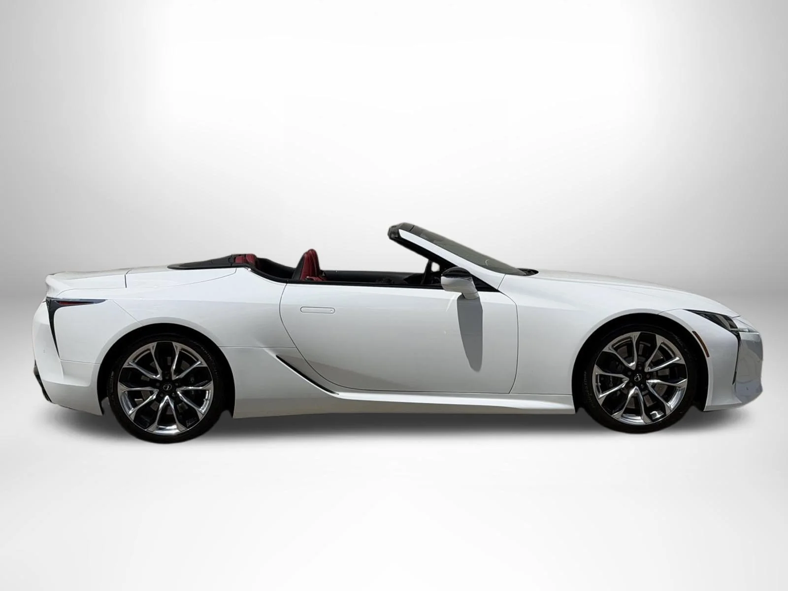Used 2021 Ultra White Lexus 500 image 2