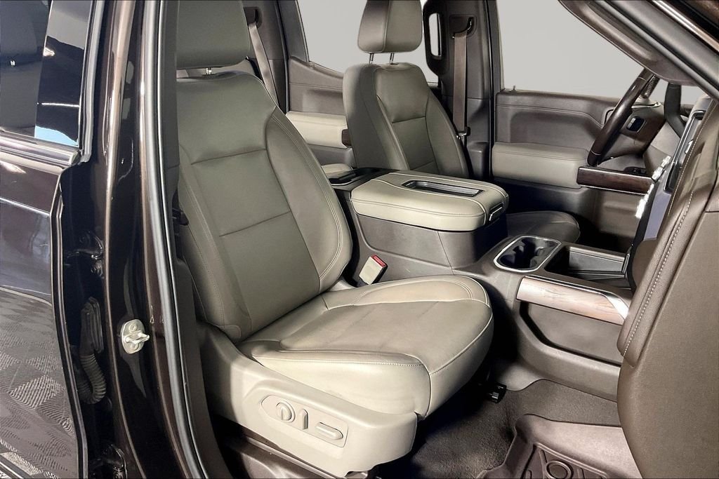 Used 2019 Brown GMC SLT image 25