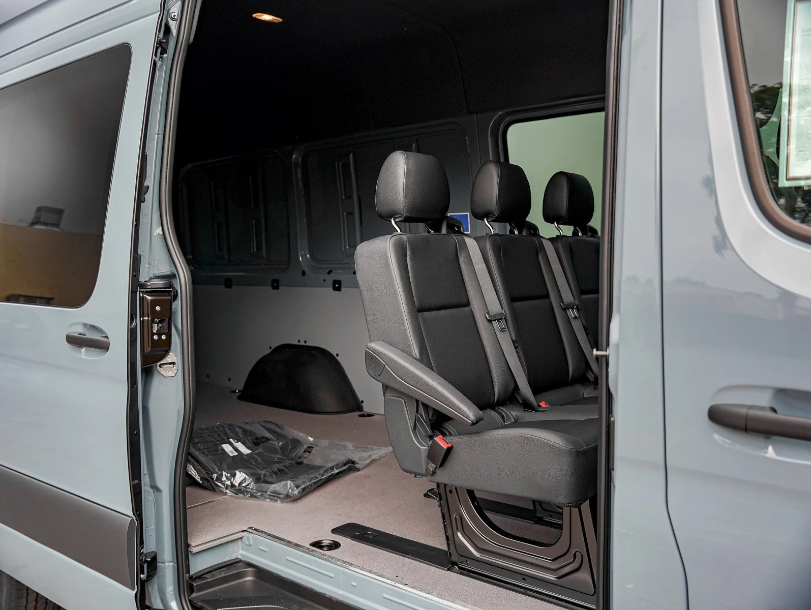 New 2026 Blue Hrey Mercedes-Benz  image 10