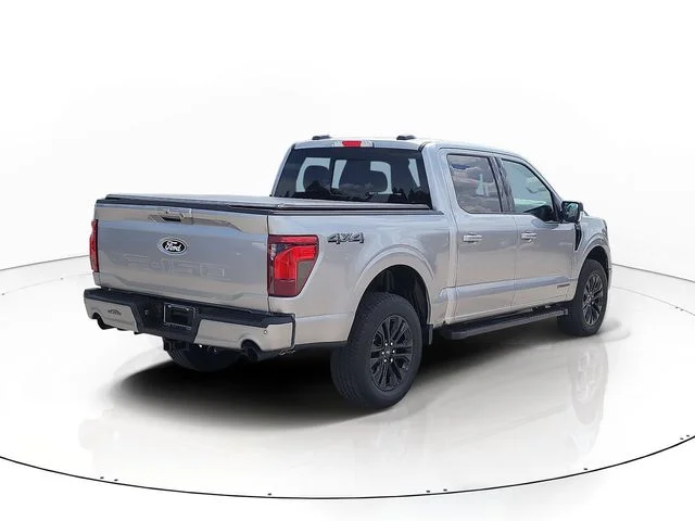 Used 2024 Silver Ford XLT image 5