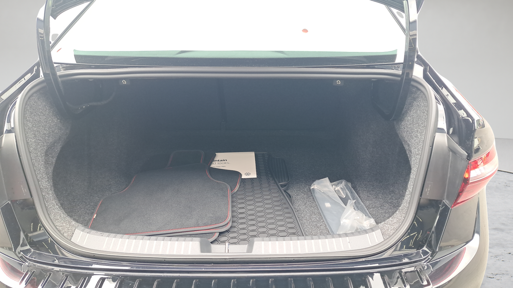 New 2026 Black Volkswagen 2.0T Autobahn image 26