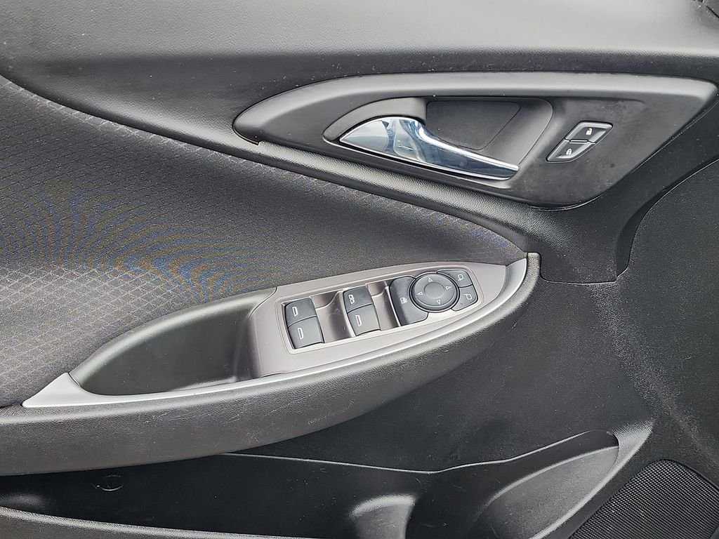 Used 2024 Gray Chevrolet LT image 13