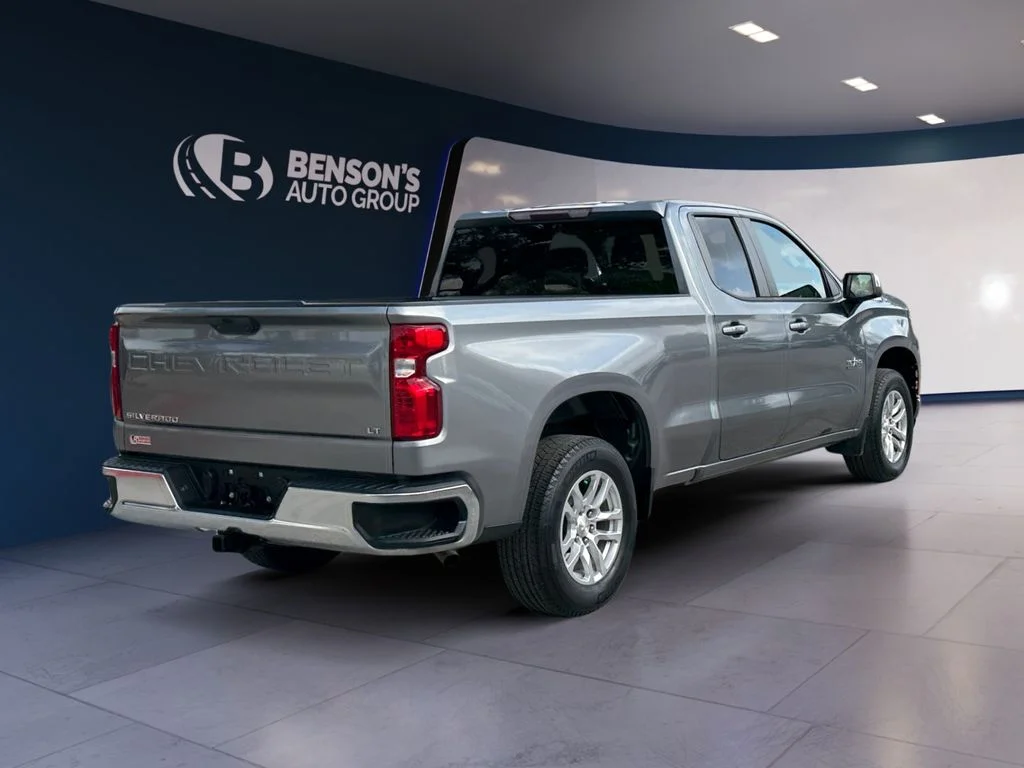 Used 2019 Gray Chevrolet LT image 5