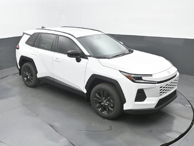 New 2026 Ice Cap Toyota XLE Premium image 27