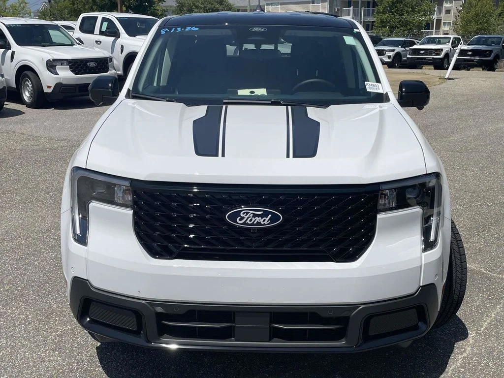 New 2026 Oxford White Ford Lariat image 8