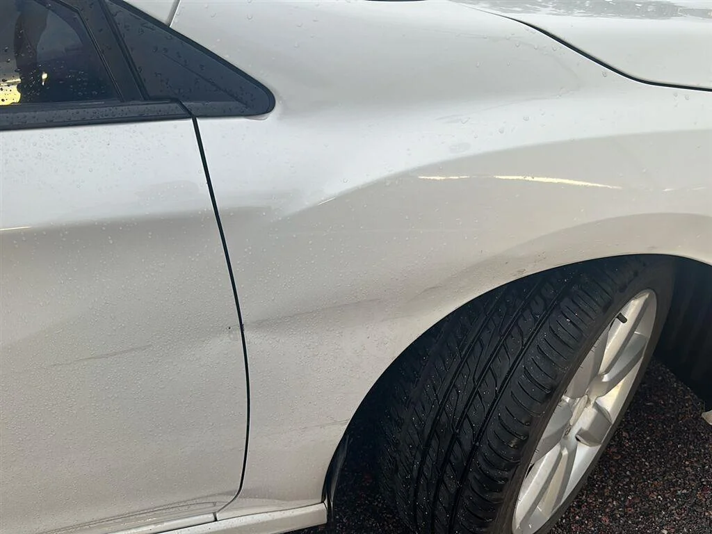 Used 2019 Crystal White Pearl Subaru Sport image 3