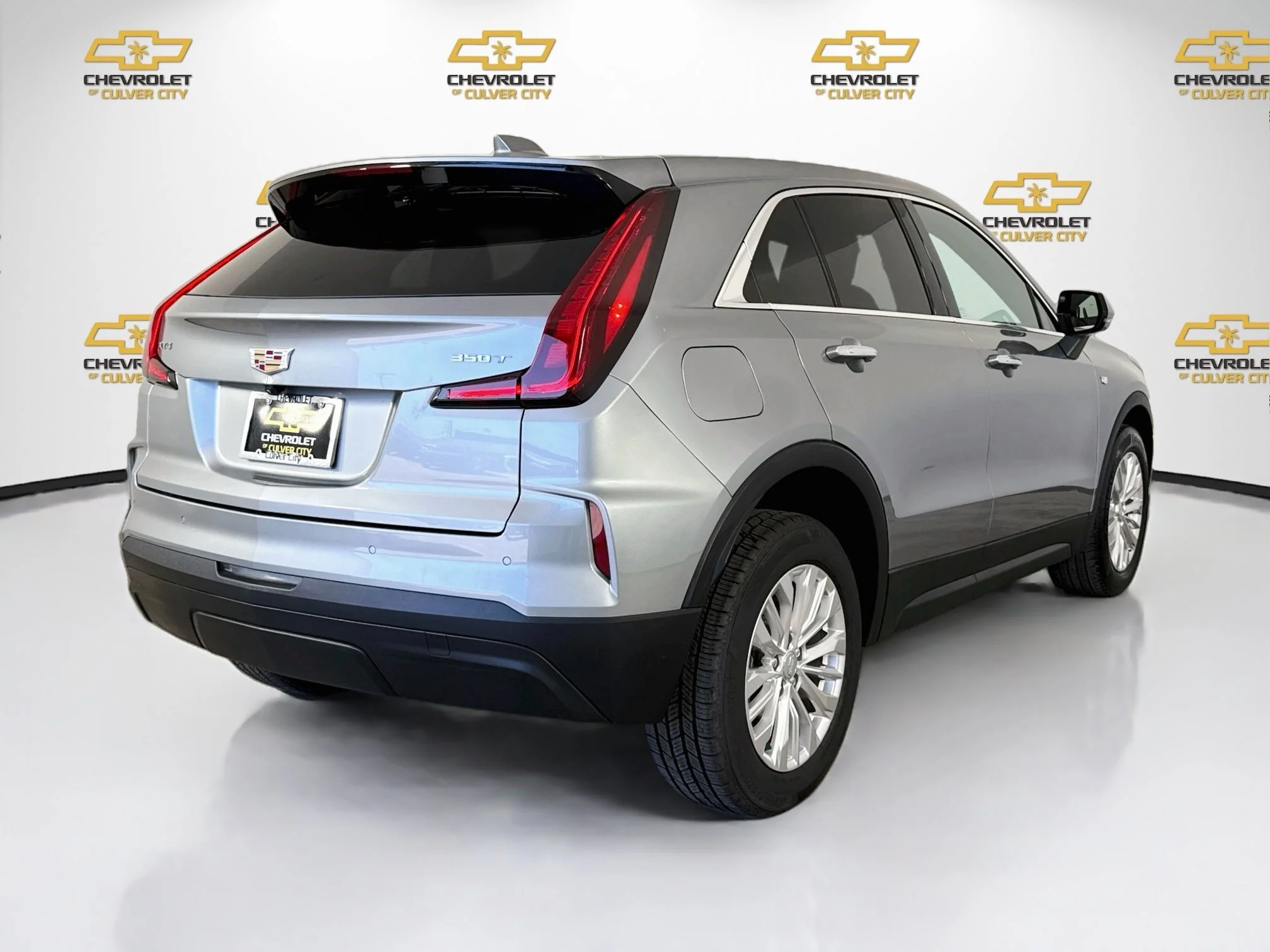 Used 2024 Argent Silver Metallic Cadillac Luxury image 8