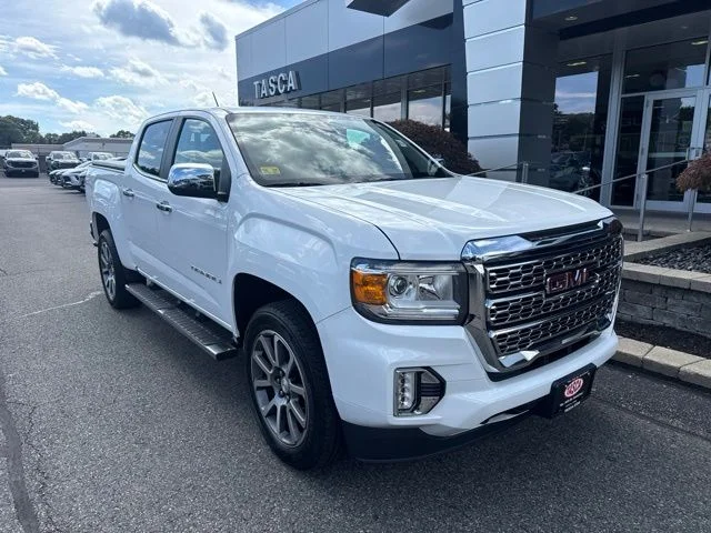 Used 2021 White GMC Denali image 1