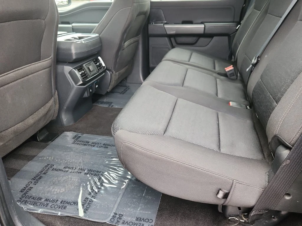 Used 2023 Black Ford XLT image 11