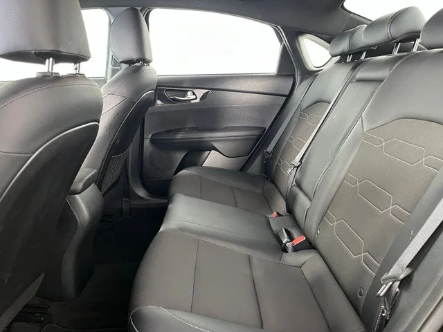 Used 2023 Black Kia GT-Line image 33