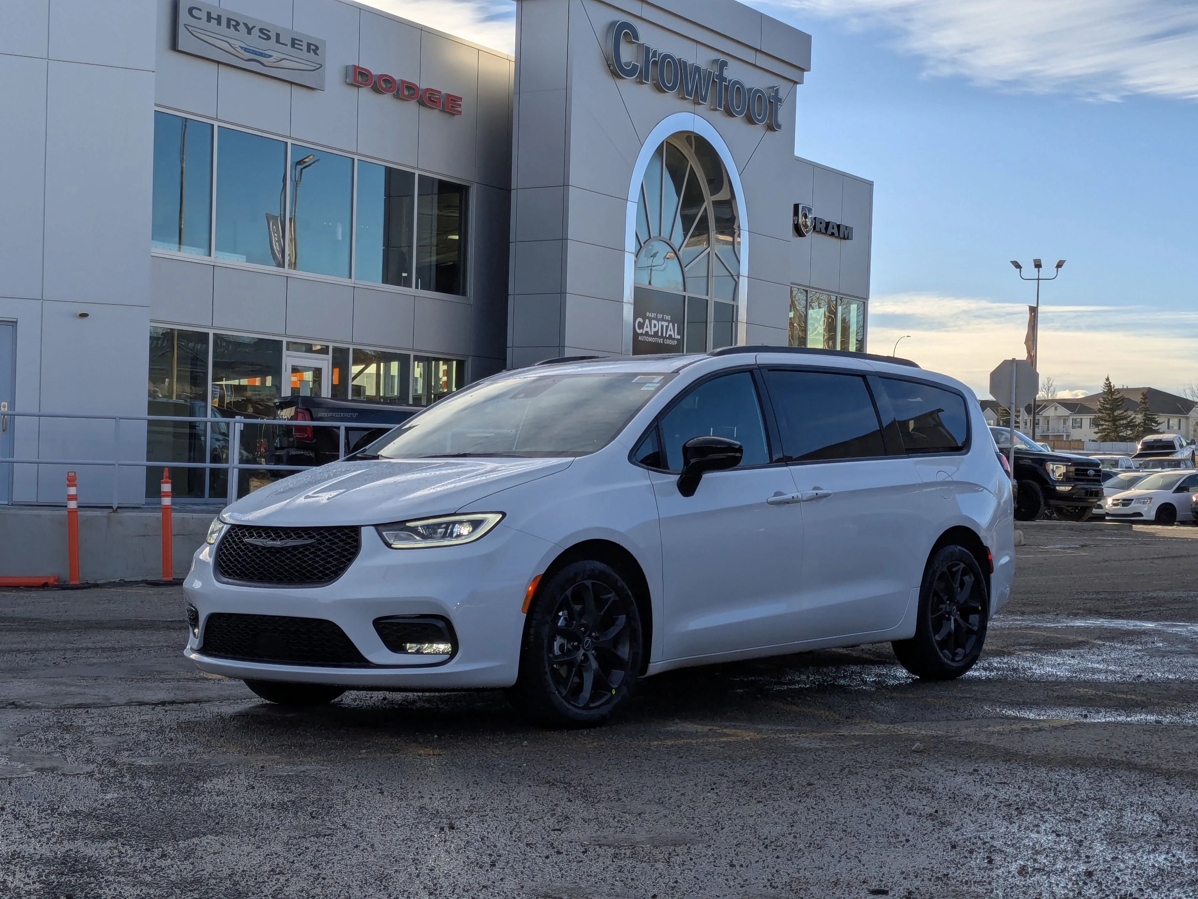 New 2026 White Chrysler Select - - Full Sunroof - S Appearance Package - 20 Foreshadow Wheels - Stow n Go & More image 1
