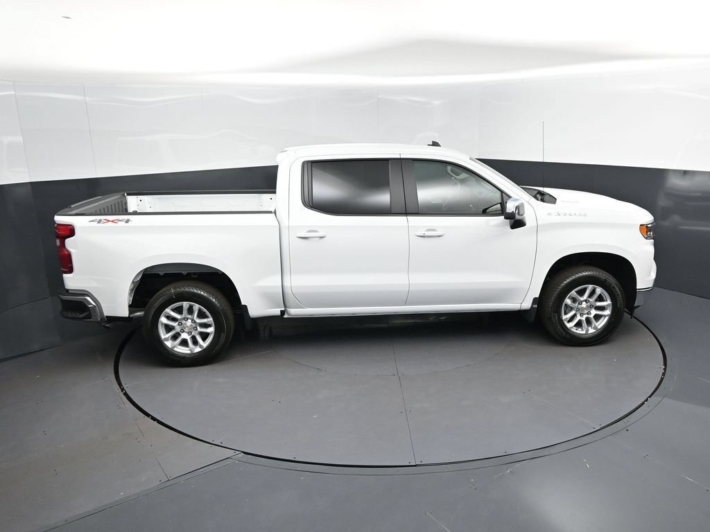 New 2026 Summit White Chevrolet LT (2FL) image 35