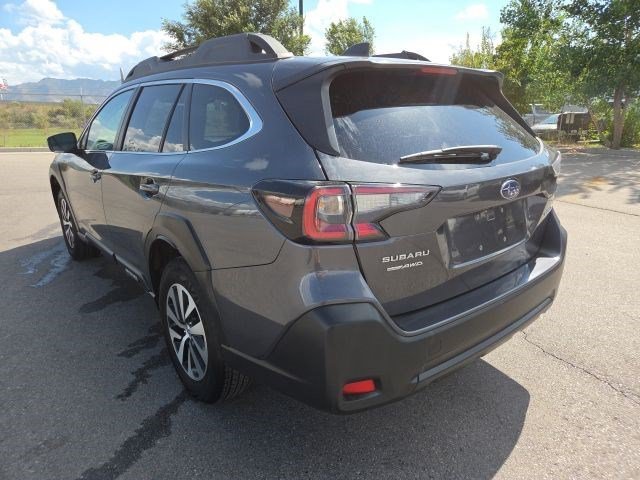 Used 2025 Magnetite Gray Metallic Subaru Premium image 5