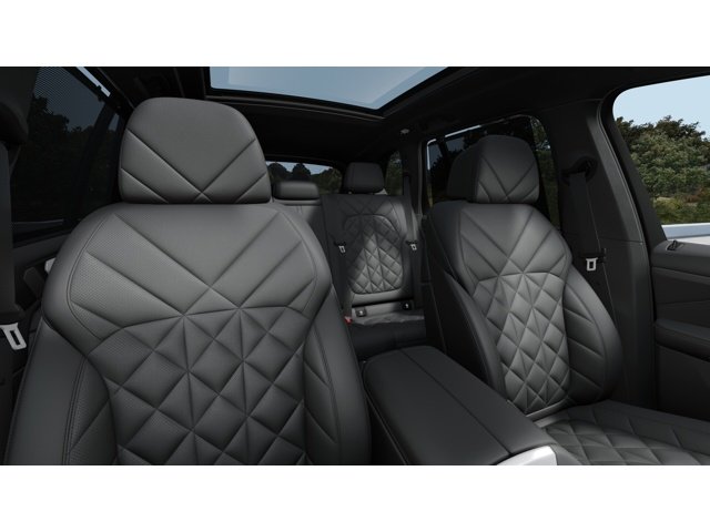 New 2026 Carbon Black Metallic BMW  image 11