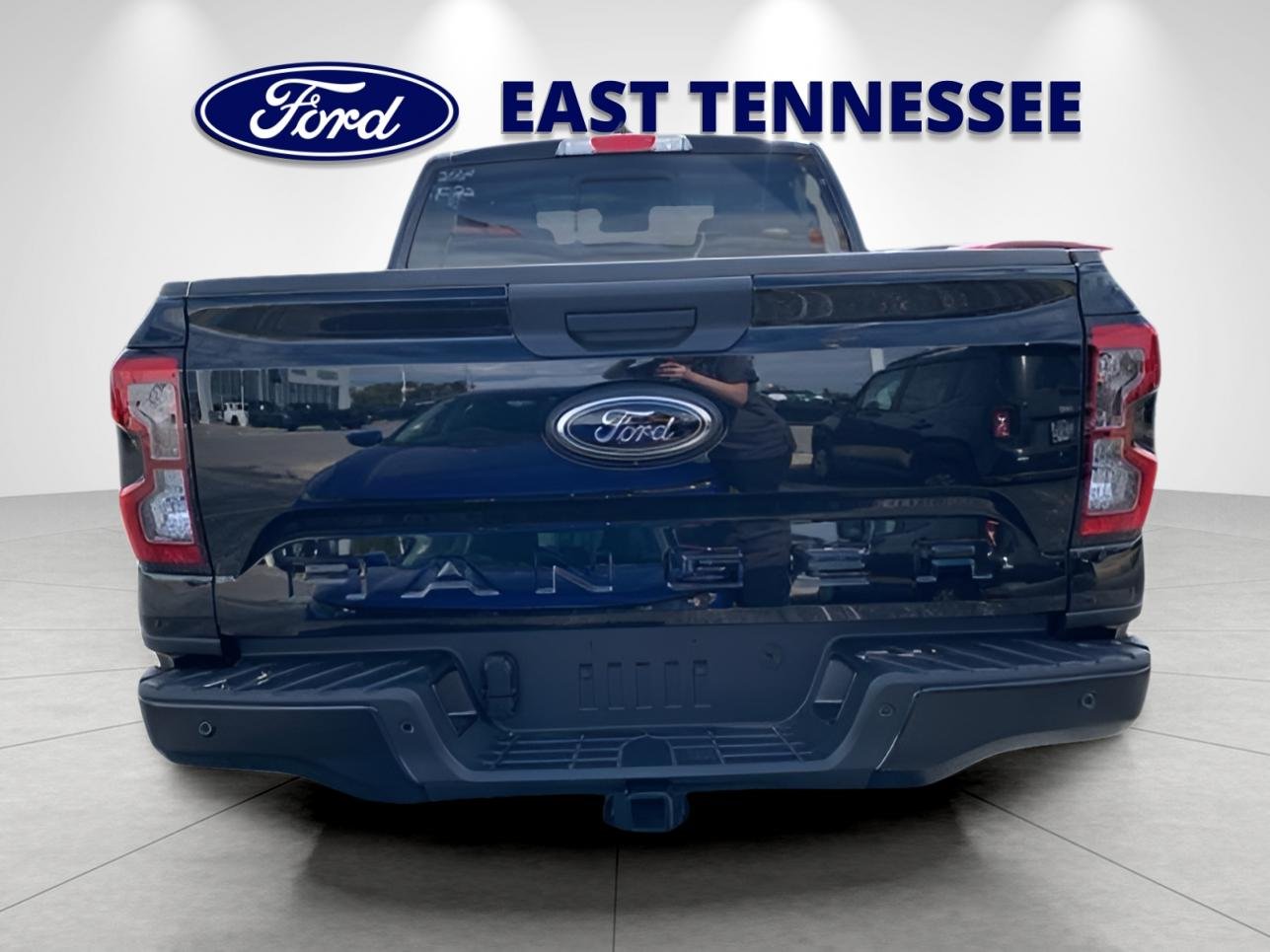 New 2025 Shadow Black Ford Lariat image 4