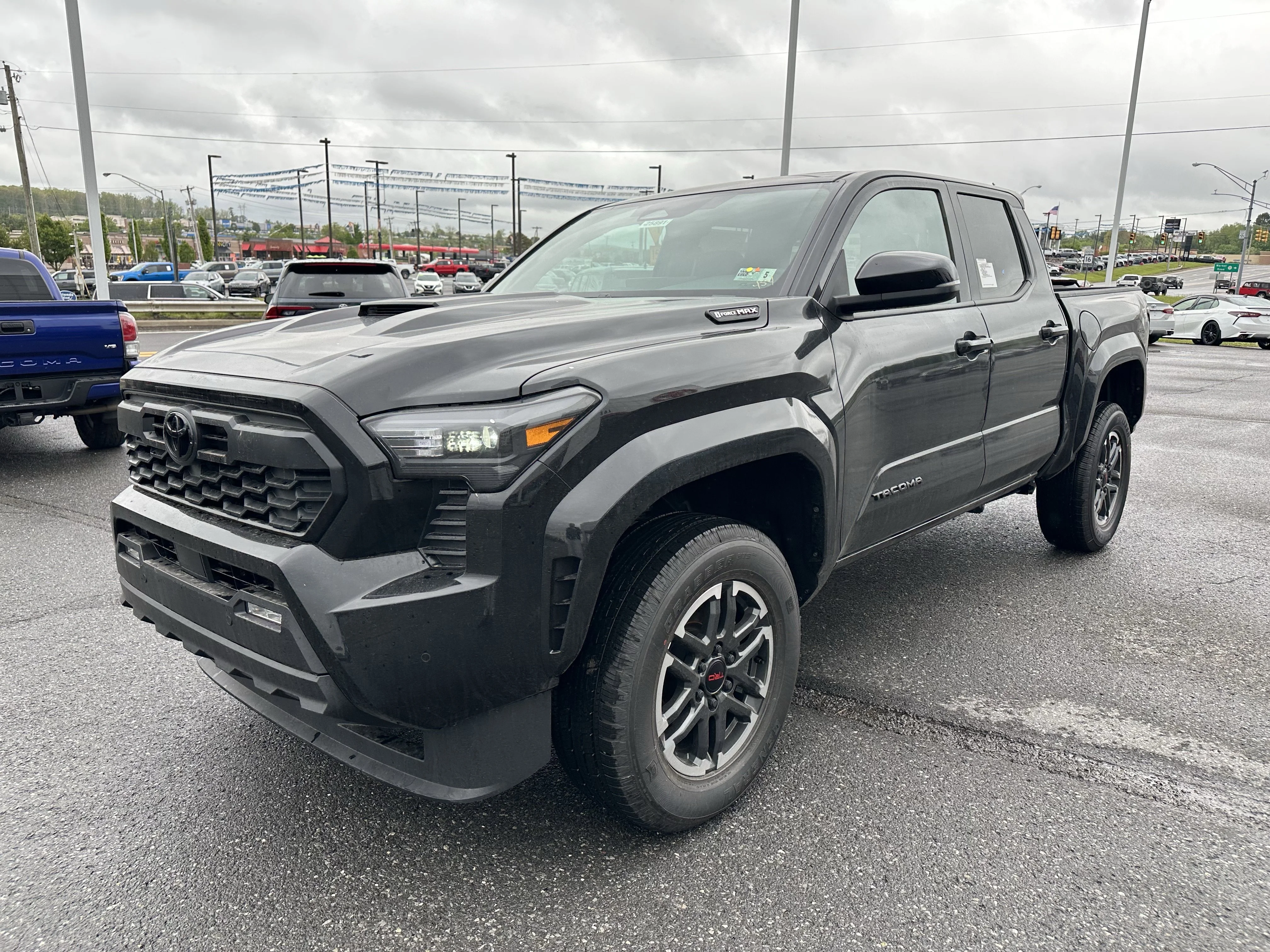 2026 Toyota Tacoma TRD Sport - Photo 7