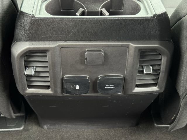 Used 2019 Blue Ford XLT image 27