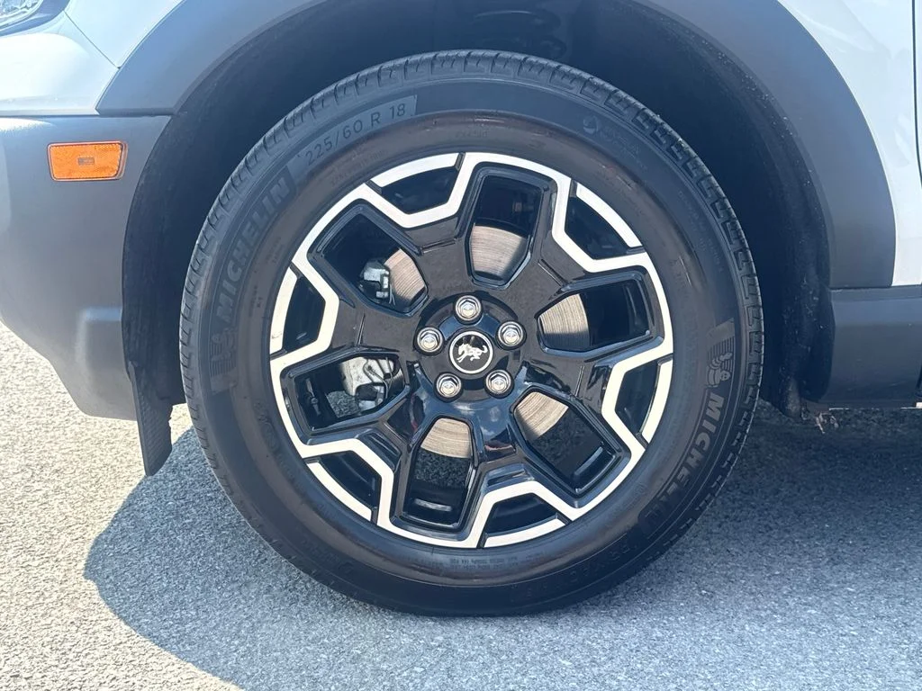 Used 2025 Oxford White Ford Outer Banks image 18